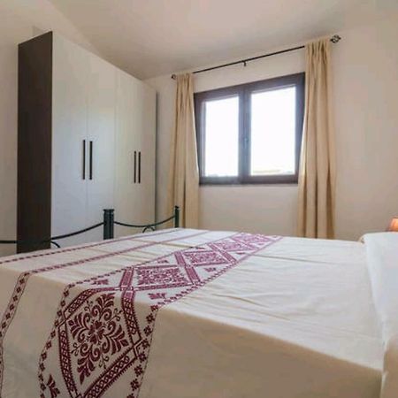 Il Girasole Bed and Breakfast Domus De Maria Eksteriør billede